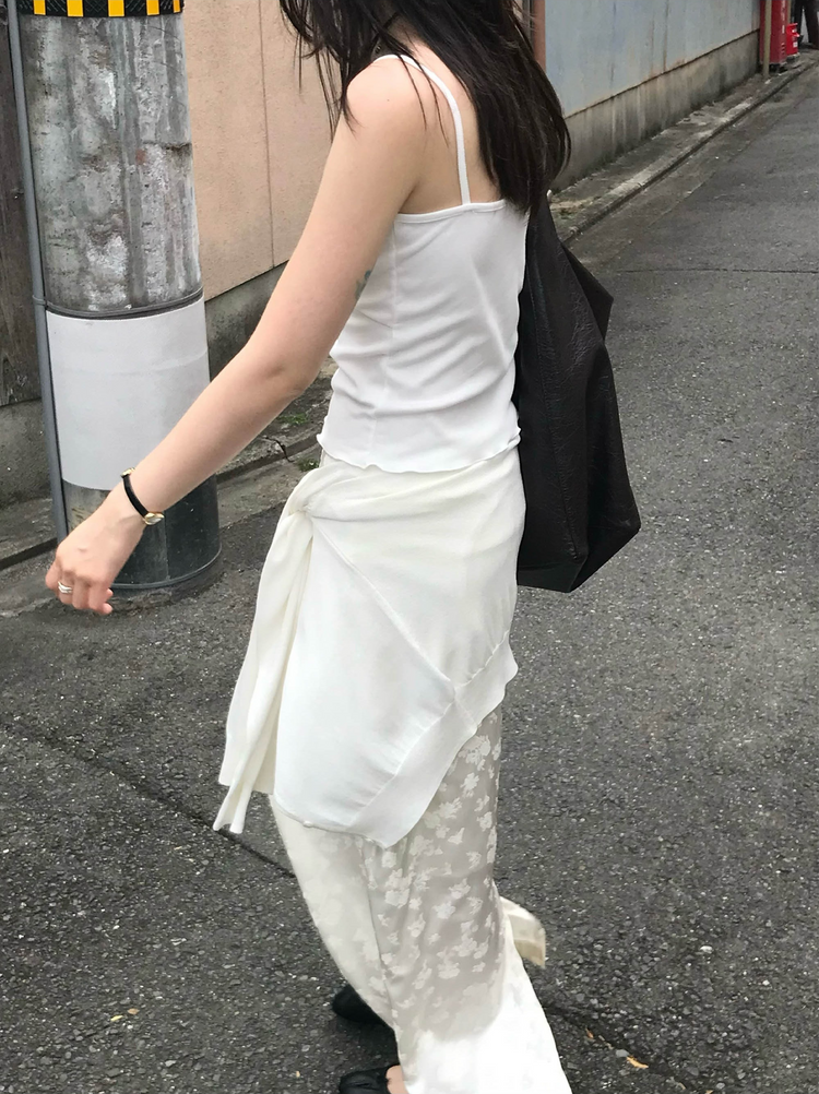 花邊抓皺胸腺細節背心