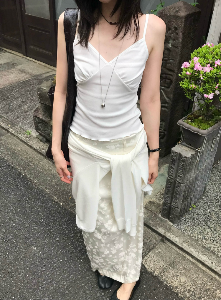 花邊抓皺胸腺細節背心