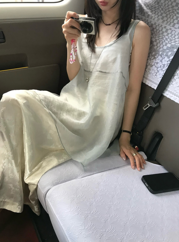 光澤感暗花紋理直裙