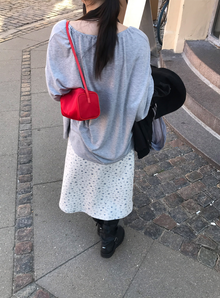 蕾絲邊小碎花細節半裙