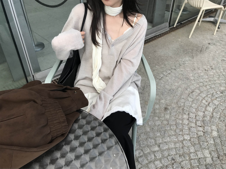 霧光澤蕾絲細節連身裙