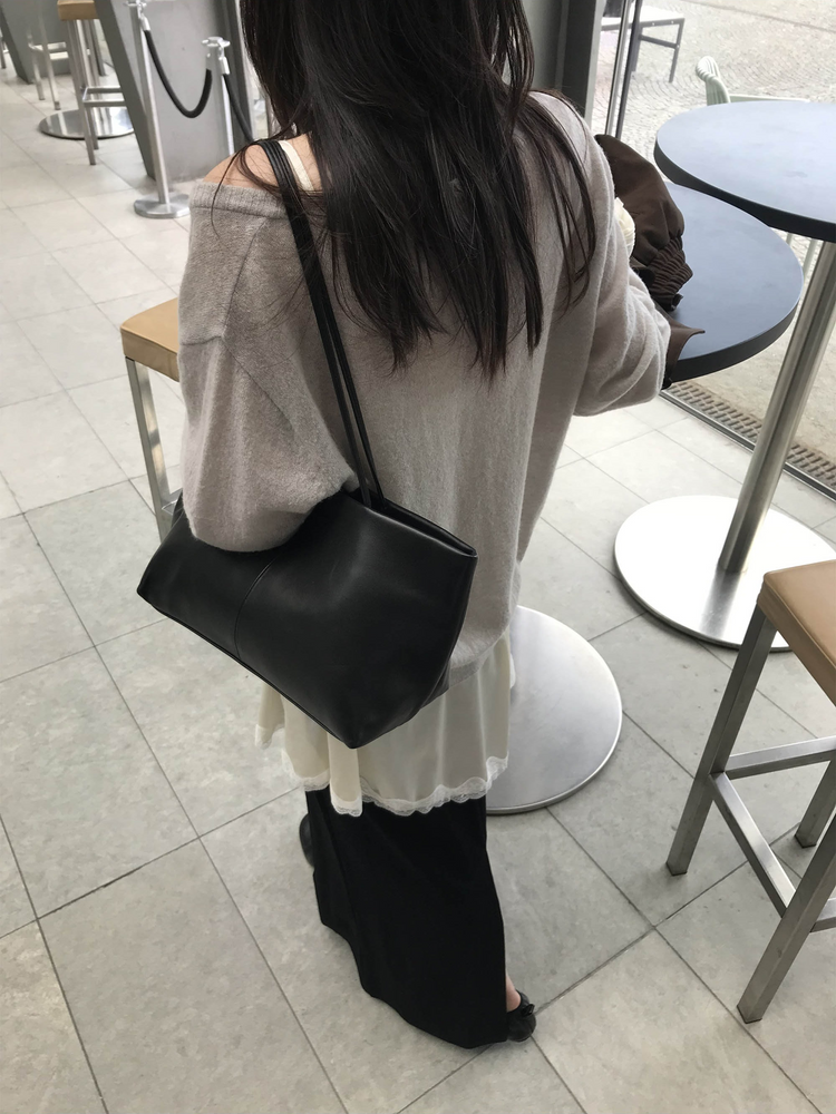 霧光澤蕾絲細節連身裙