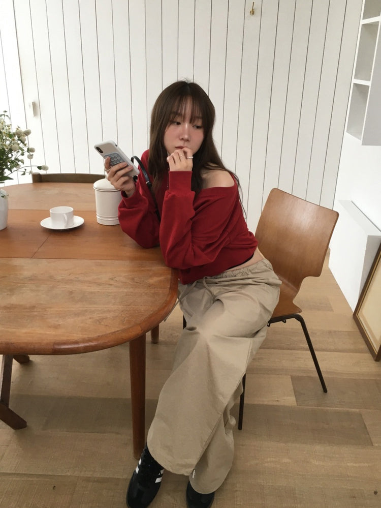 美肩U領修腰上衣