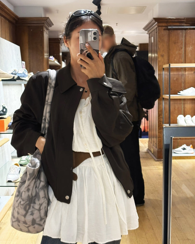 美色銀標細節翻領外套