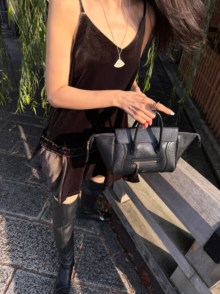 高質絲絨百褶細節連身裙