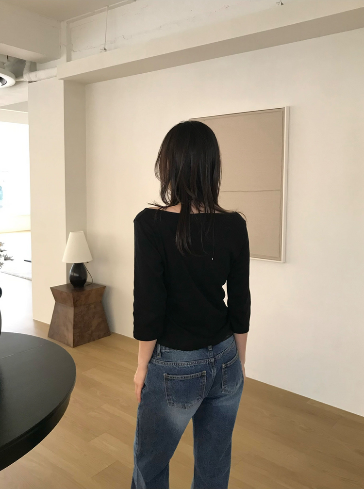 船領弧下擺七分袖上衣
