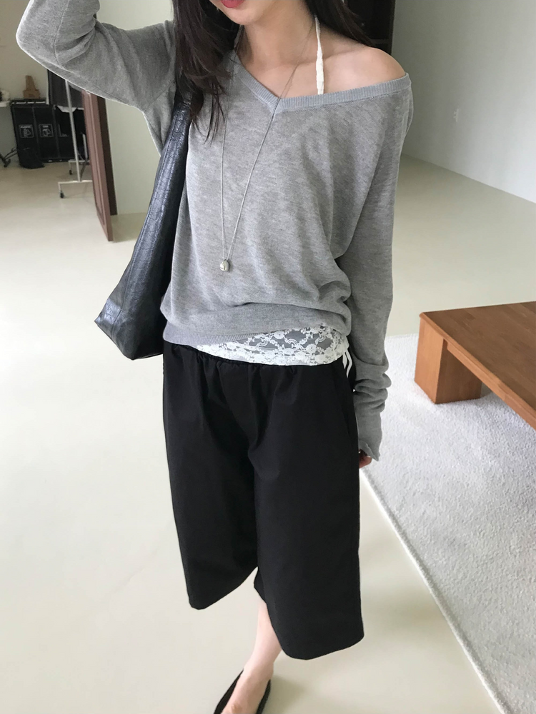 美色透膚V領針織上衣
