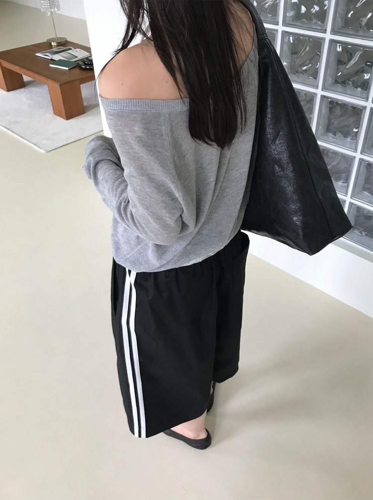 美色透膚V領針織上衣