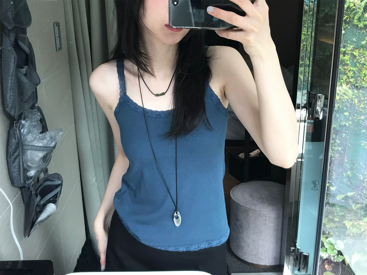 美色蕾絲邊細節背心