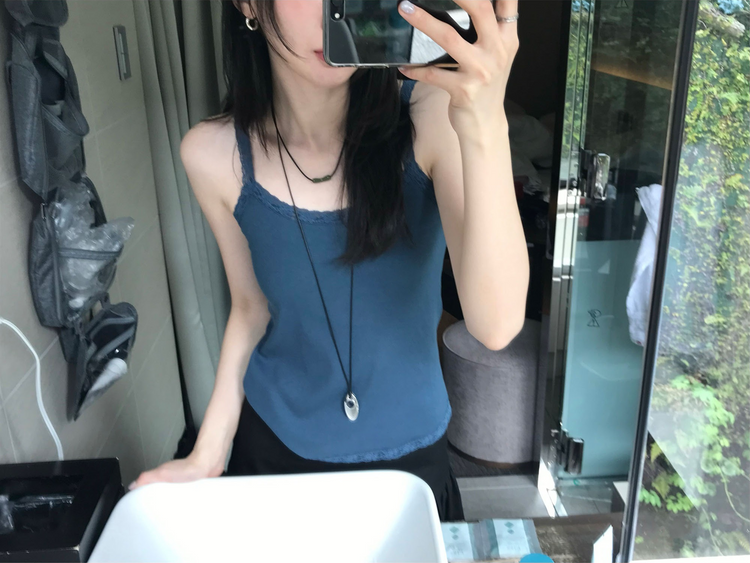 美色蕾絲邊細節背心