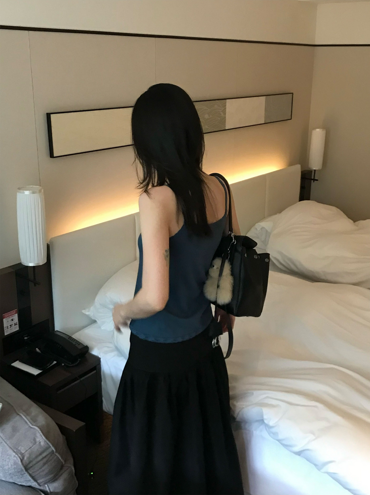美色蕾絲邊細節背心