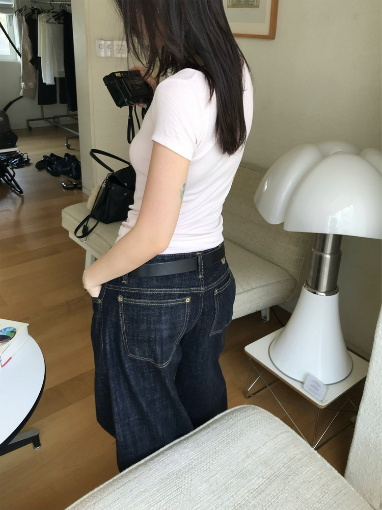 U領暗扣修身細節上衣