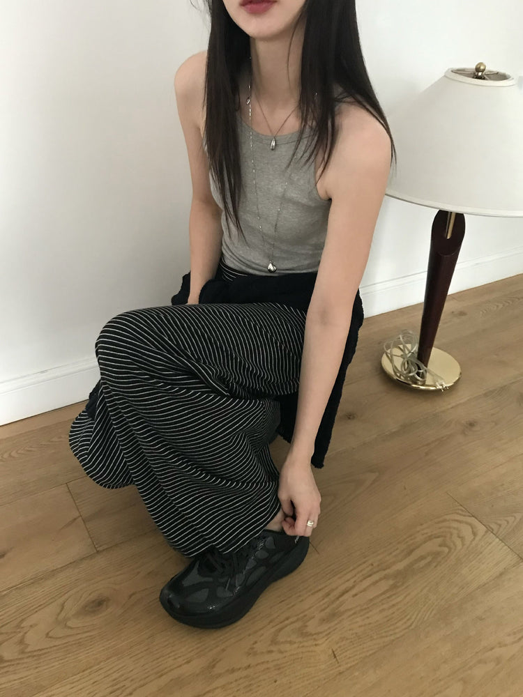美肩微透紋理針織上衣