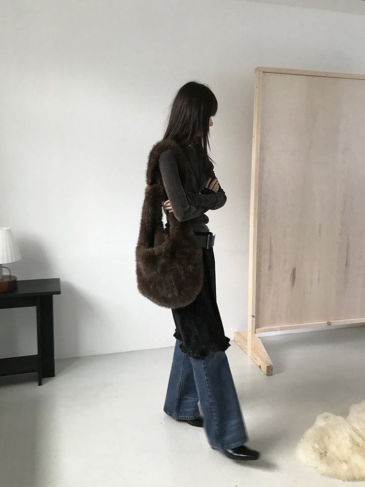 微透美肩絲絨質感上衣