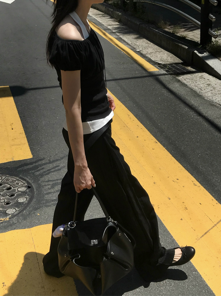 美肩抓皺修腰細節上衣