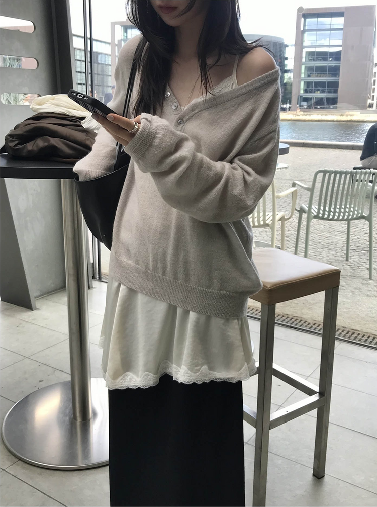 霧光澤蕾絲細節連身裙