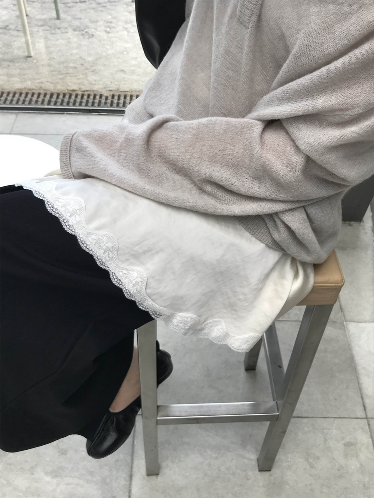 霧光澤蕾絲細節連身裙