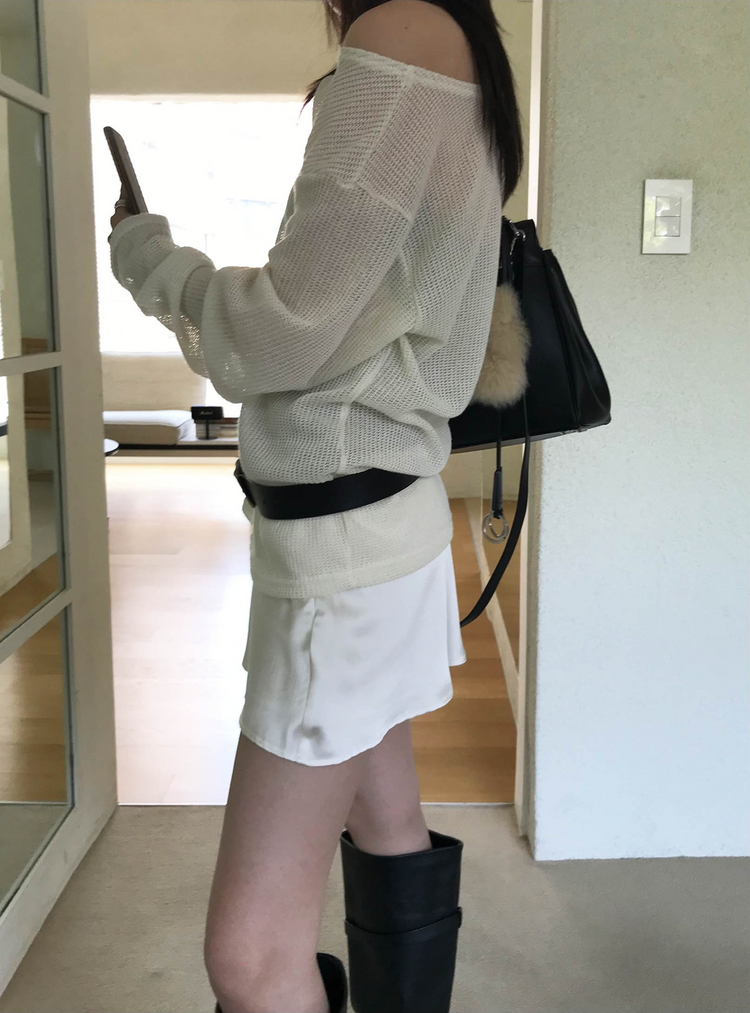 美肩透膚格紋混色針織上衣