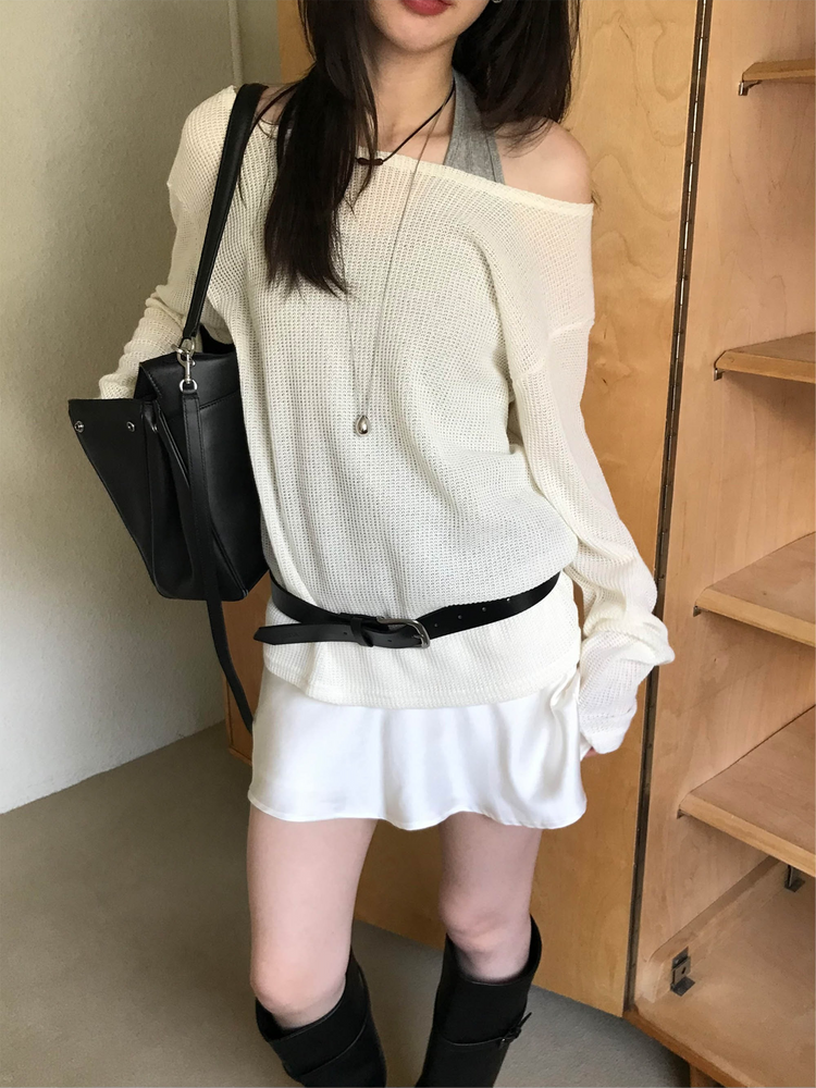 美肩透膚格紋混色針織上衣