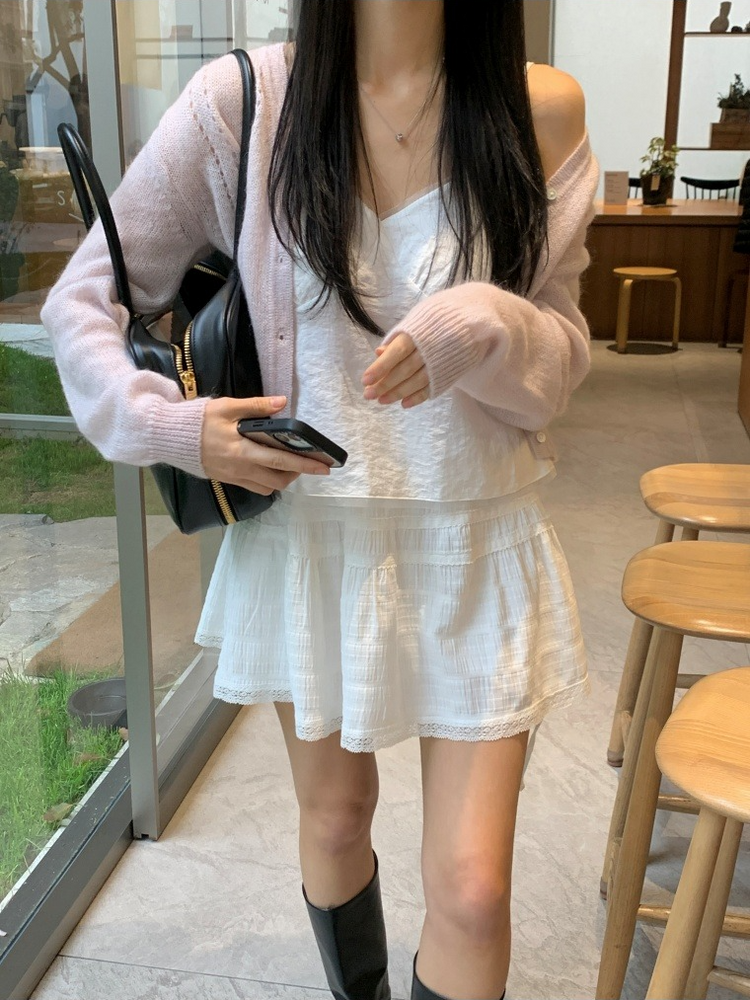 微透膚雙層細節上衣