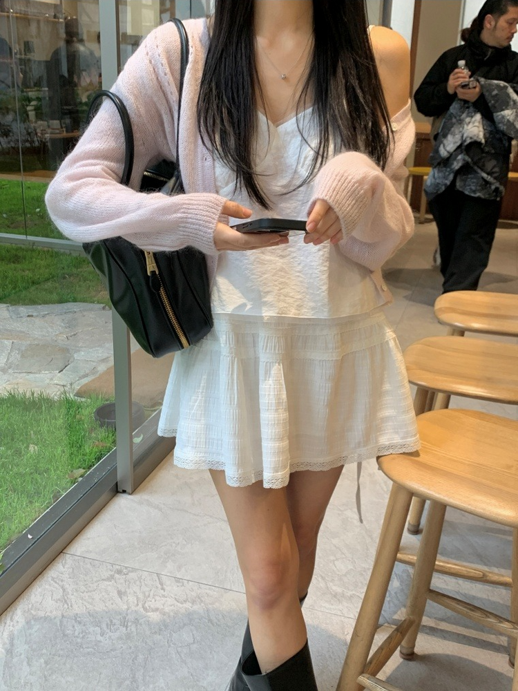 微透膚雙層細節上衣