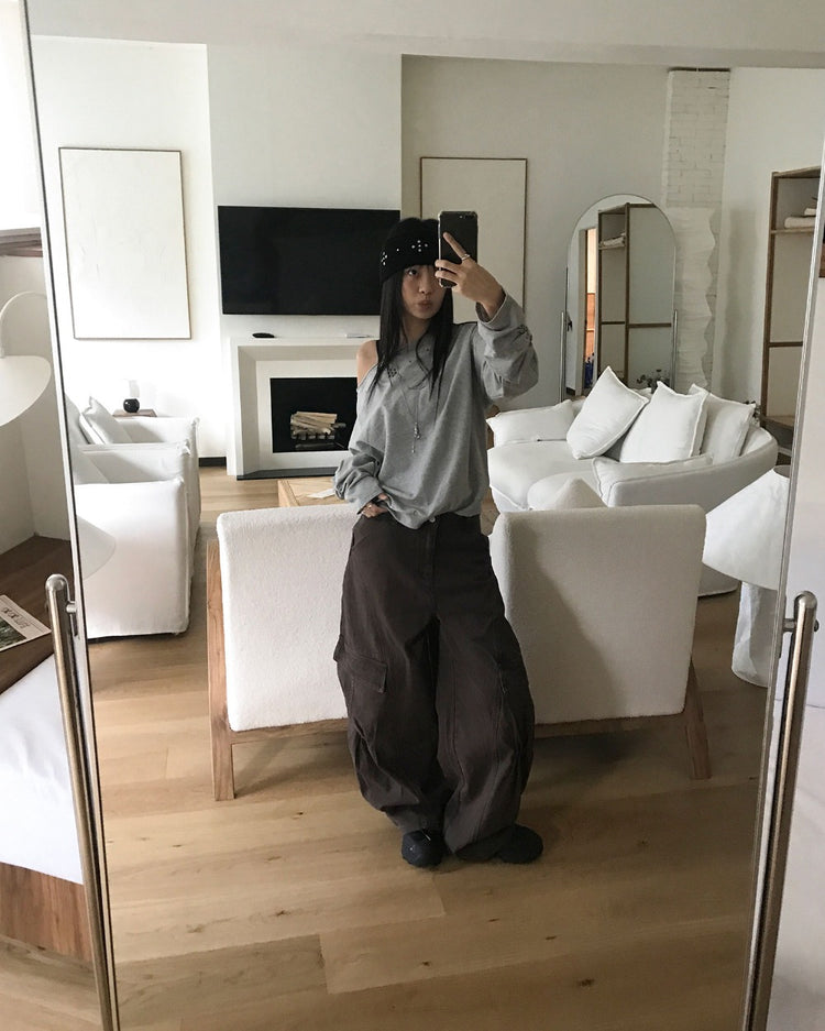 美肩不修邊鉚釘細節上衣