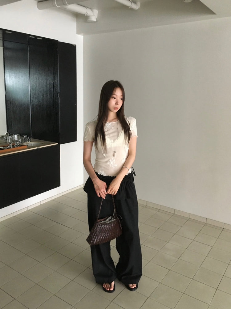 透膚立體花設計感上衣