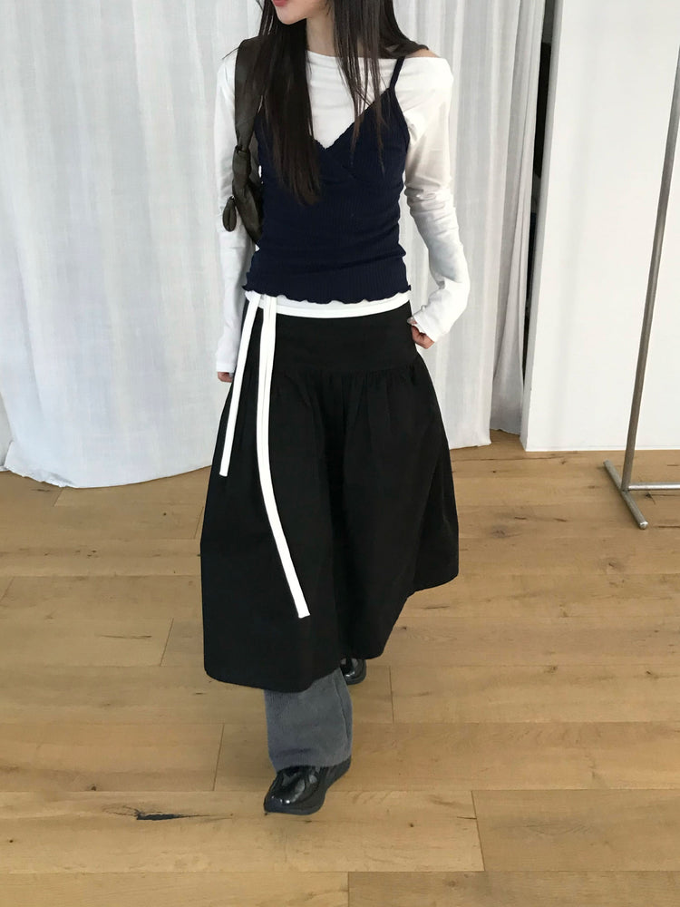 交疊蕾絲捲邊細節背心