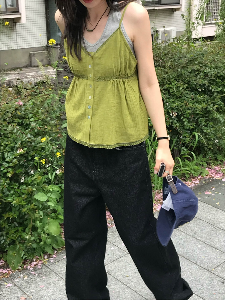 麻料蕾絲邊細節排鈕上衣