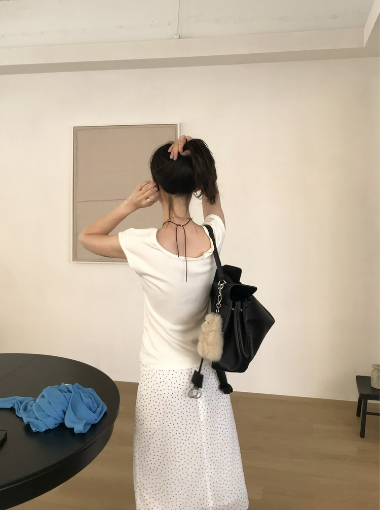 輕薄圓領排鈕針織外套
