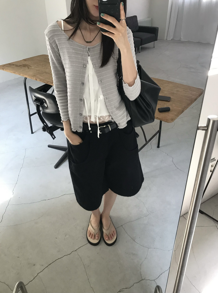 霧光澤蕾絲邊細節修腰上衣