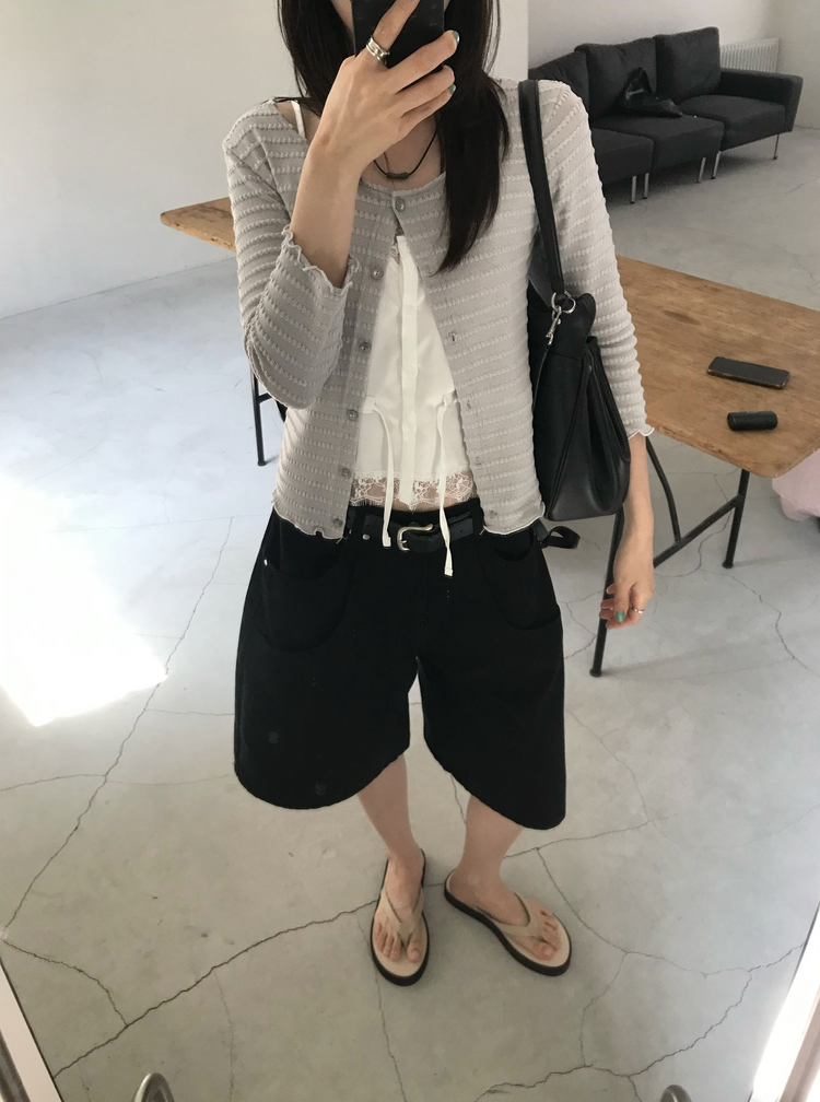 霧光澤蕾絲邊細節修腰上衣