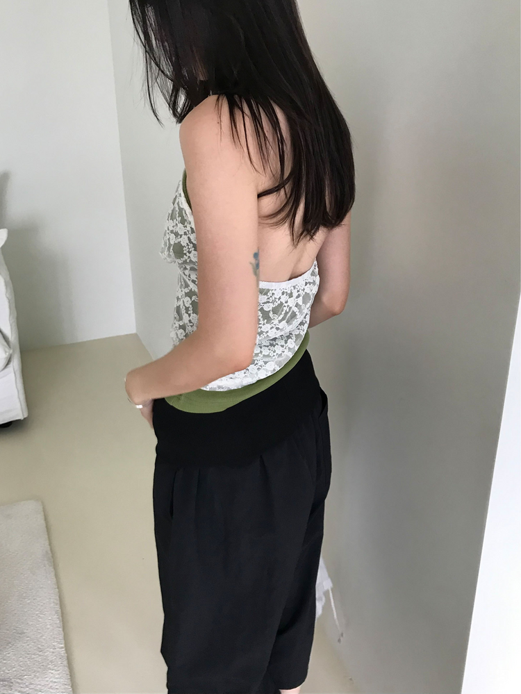 掛脖深V修腰上衣