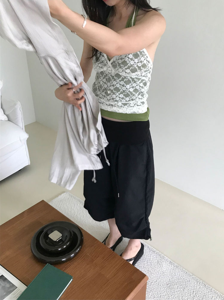 掛脖深V修腰上衣