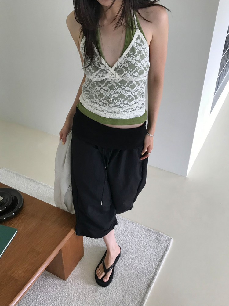 掛脖深V修腰上衣