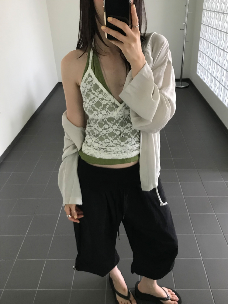 掛脖深V修腰上衣