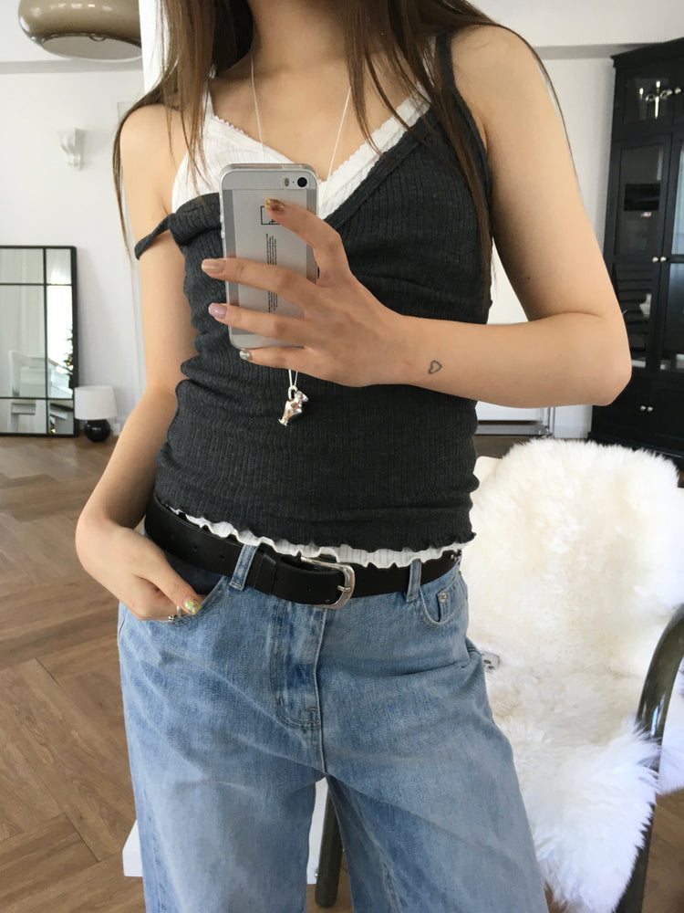 交疊蕾絲捲邊細節背心