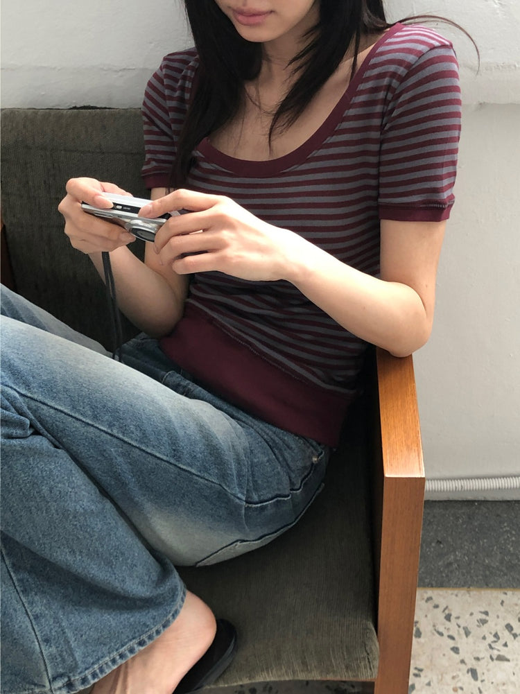 條紋束口修身細節上衣