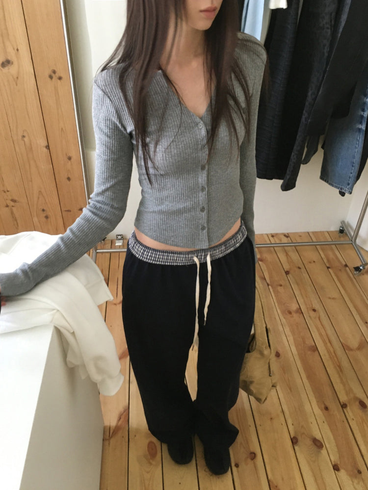 坑紋排鈕修身針織上衣