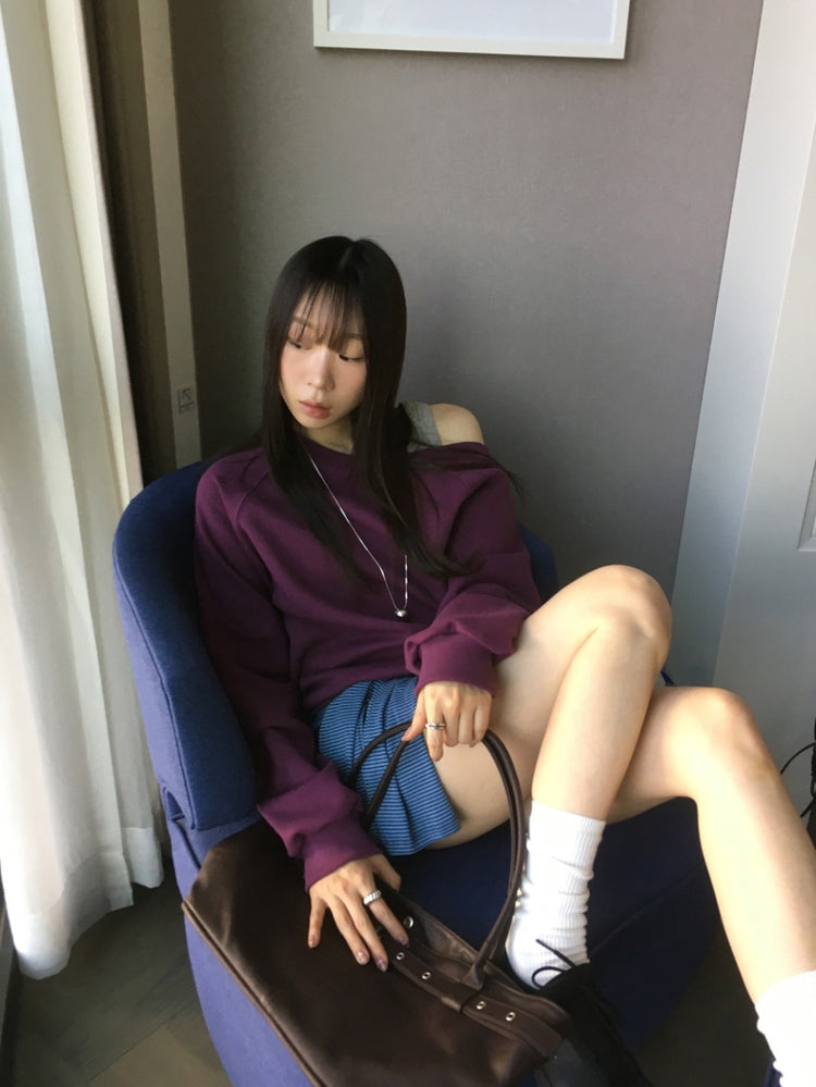 美色露肩細節衛衣