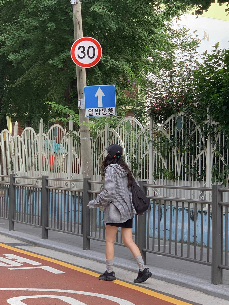 低腰標籤細節短褲