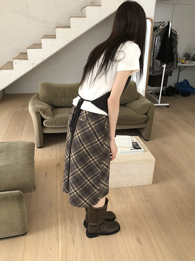 鉚釘側扣方頭中筒靴