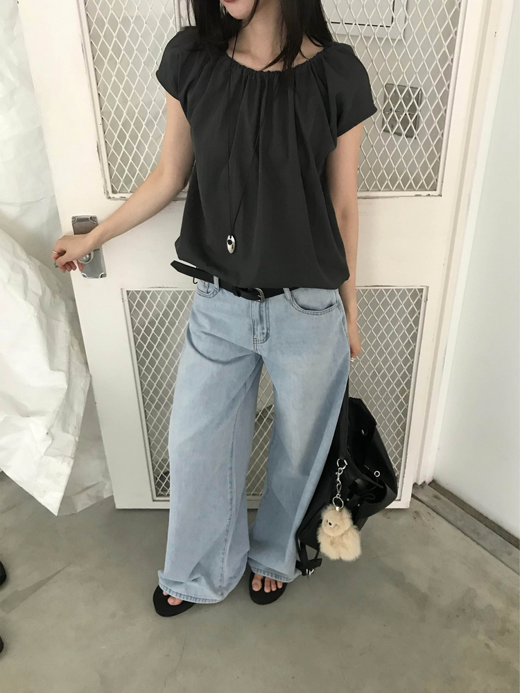 輕薄抓皺細節束腰上衣