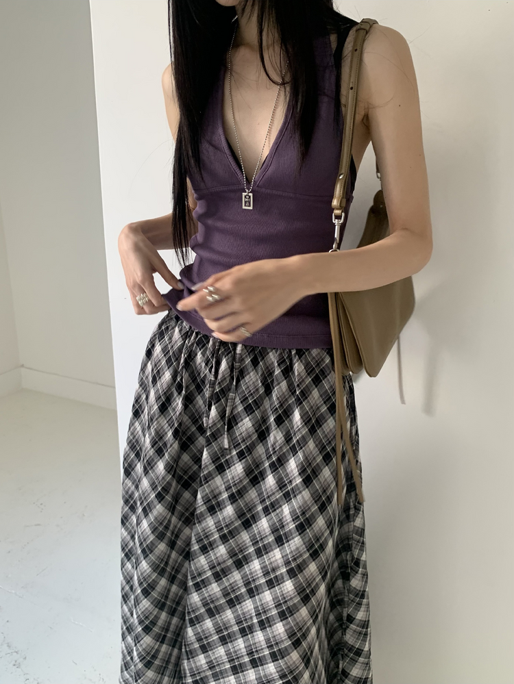 美色深V壓線細節背心