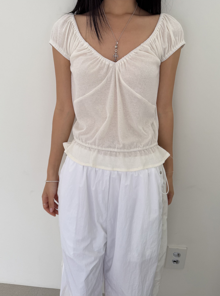 抓皺胸壓線細節修腰上衣