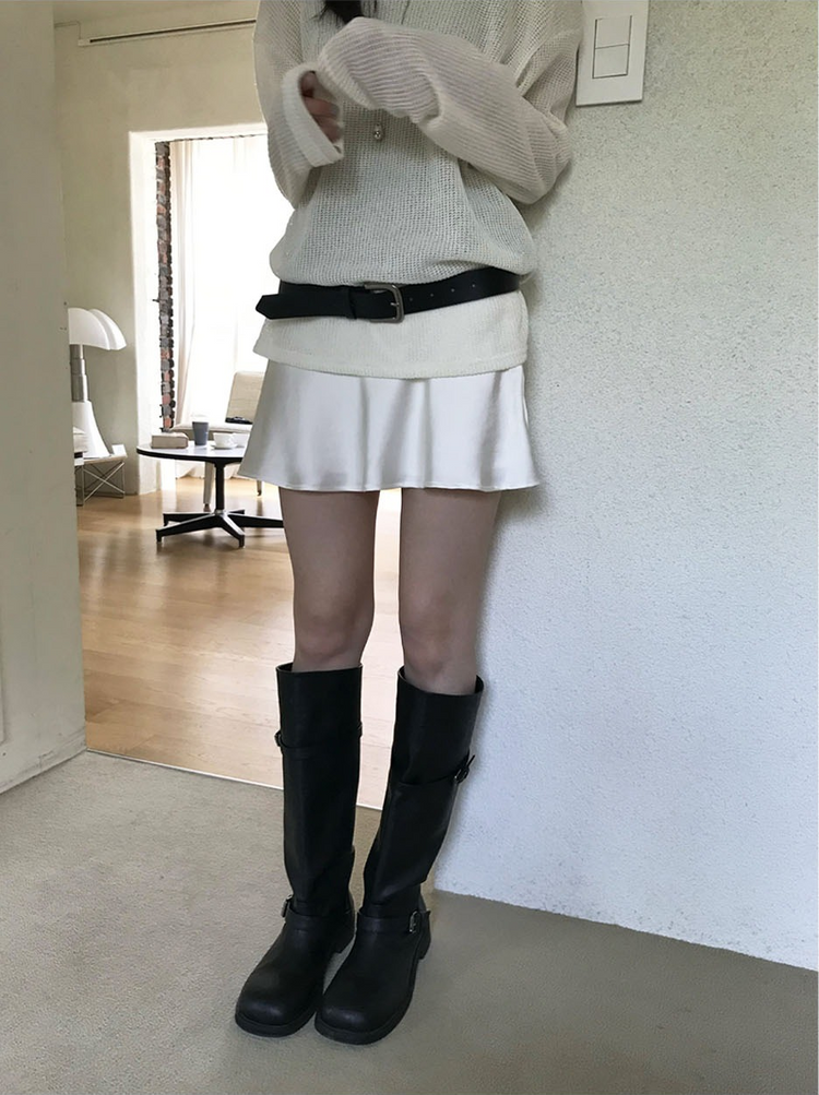 光澤感微傘短裙