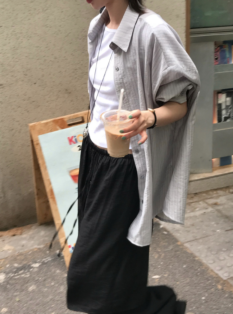 霧光澤排鈕細節裙褲