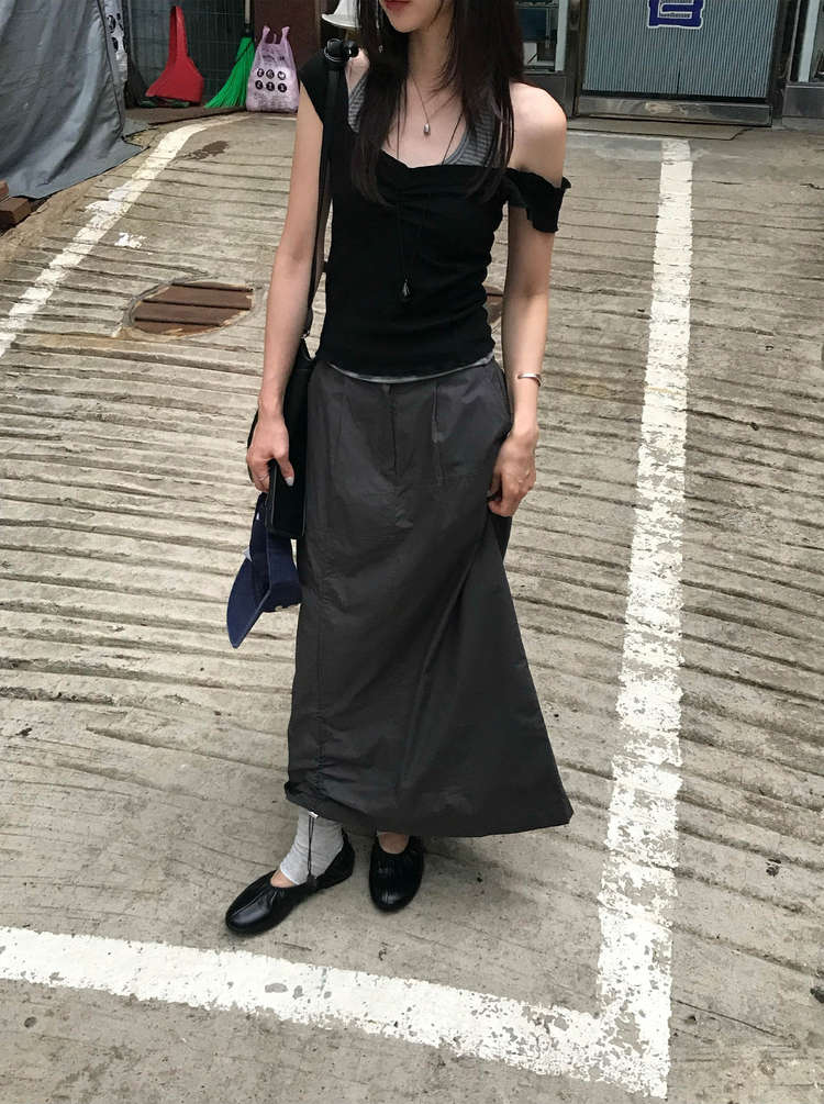 條紋掛脖上衣