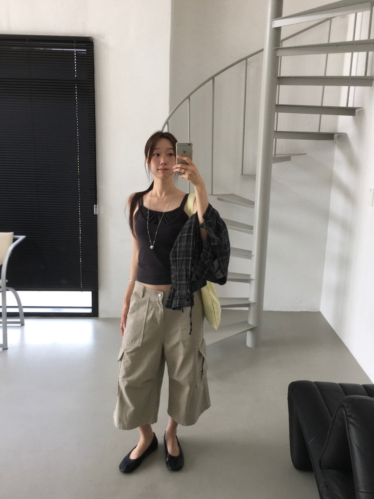 假兩件抓皺細節背心