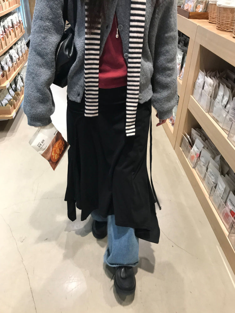 掛脖不規則細節多造型連身裙